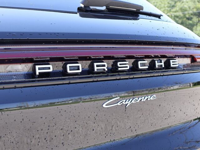 2025 Porsche Cayenne  Oshkosh WI