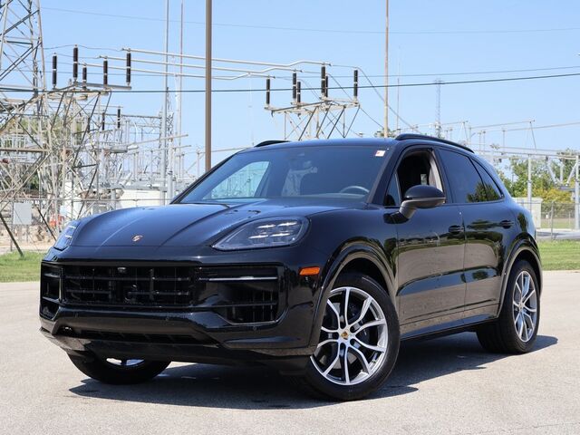 2025 Porsche Cayenne  Oshkosh WI