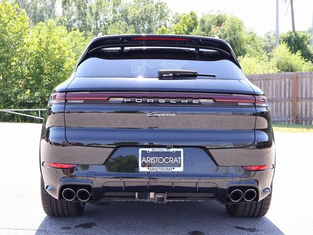 2025 Porsche Cayenne  Oshkosh WI