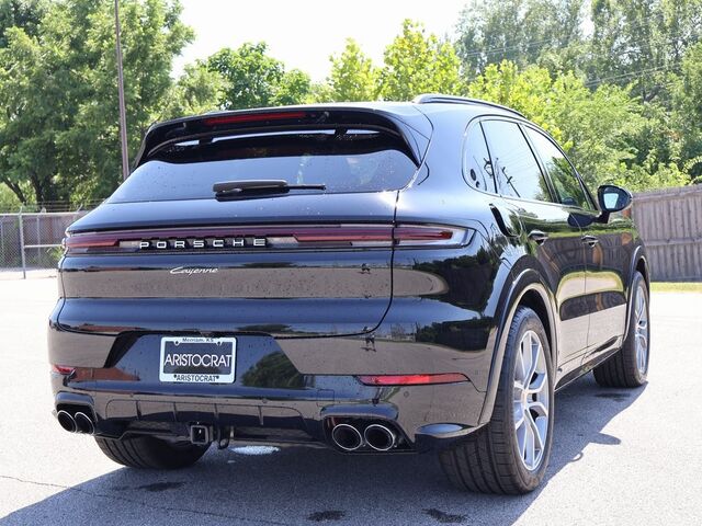 2025 Porsche Cayenne  Oshkosh WI