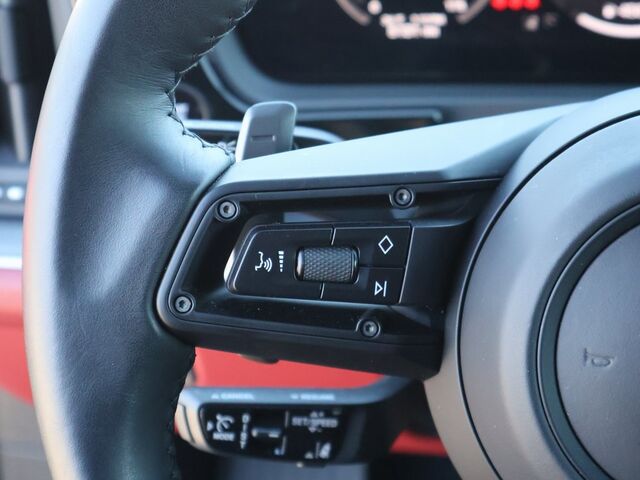 2025 Porsche Cayenne  Oshkosh WI