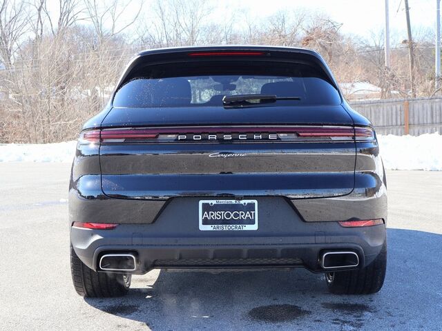 2025 Porsche Cayenne  Oshkosh WI