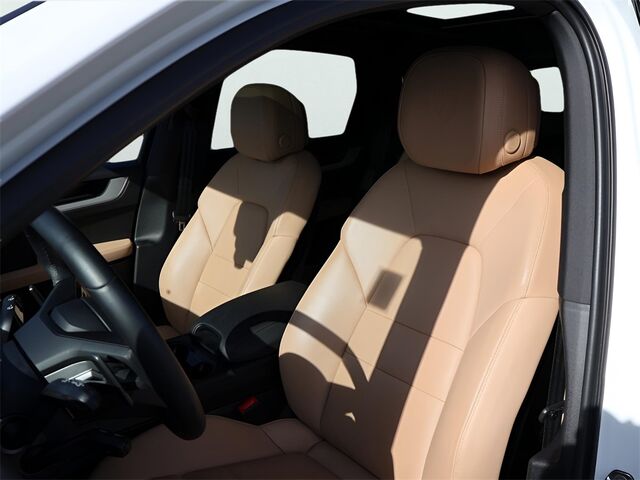 2025 Porsche Cayenne Oshkosh WI 2025 Porsche Cayenne Oshkosh WI