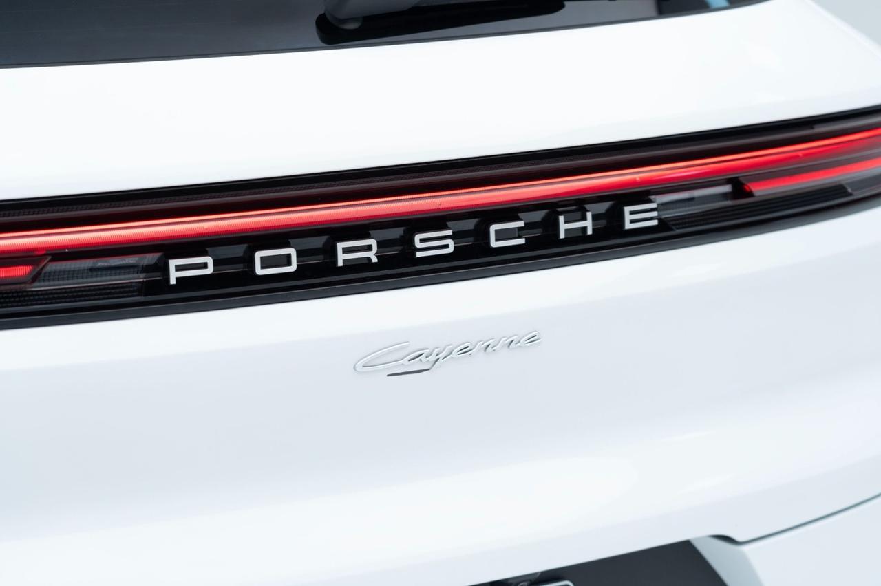 2025 Porsche Cayenne Pompano Beach FL
