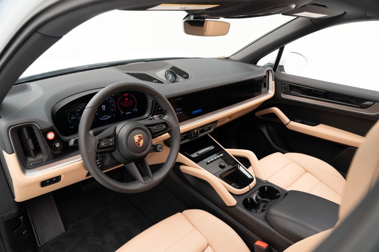 2025 Porsche Cayenne Pompano Beach FL
