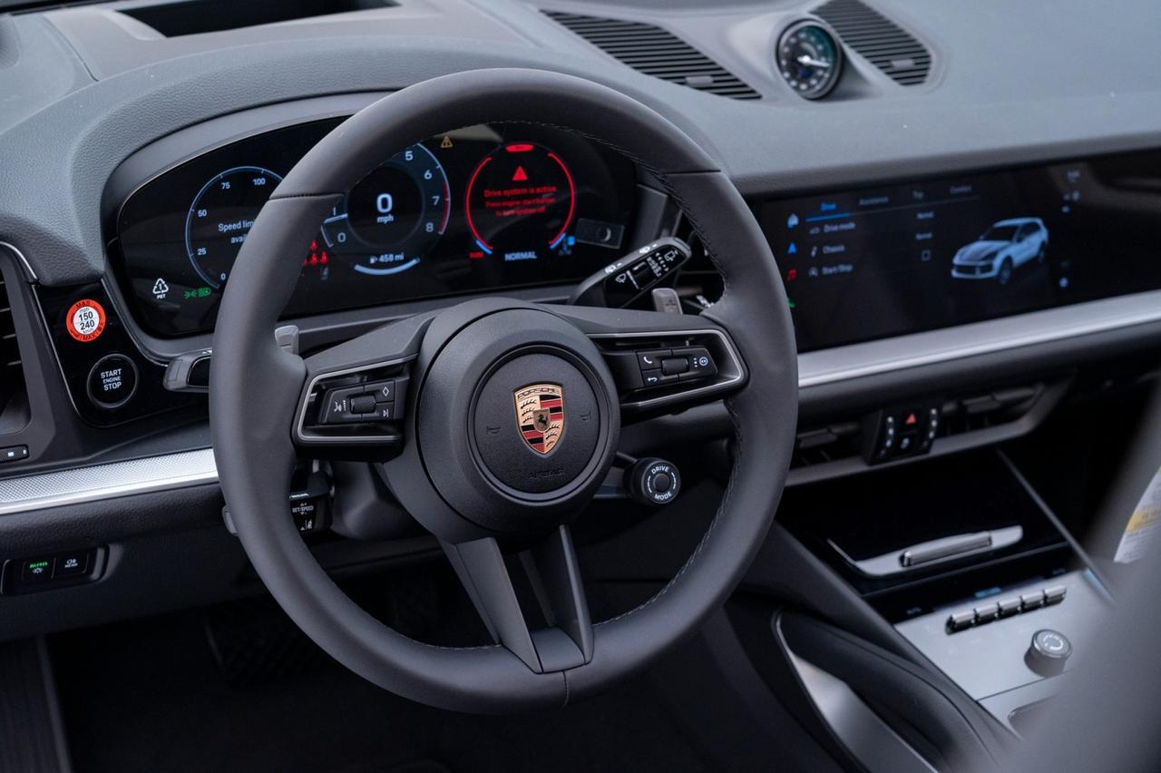 2025 Porsche Cayenne Pompano Beach FL