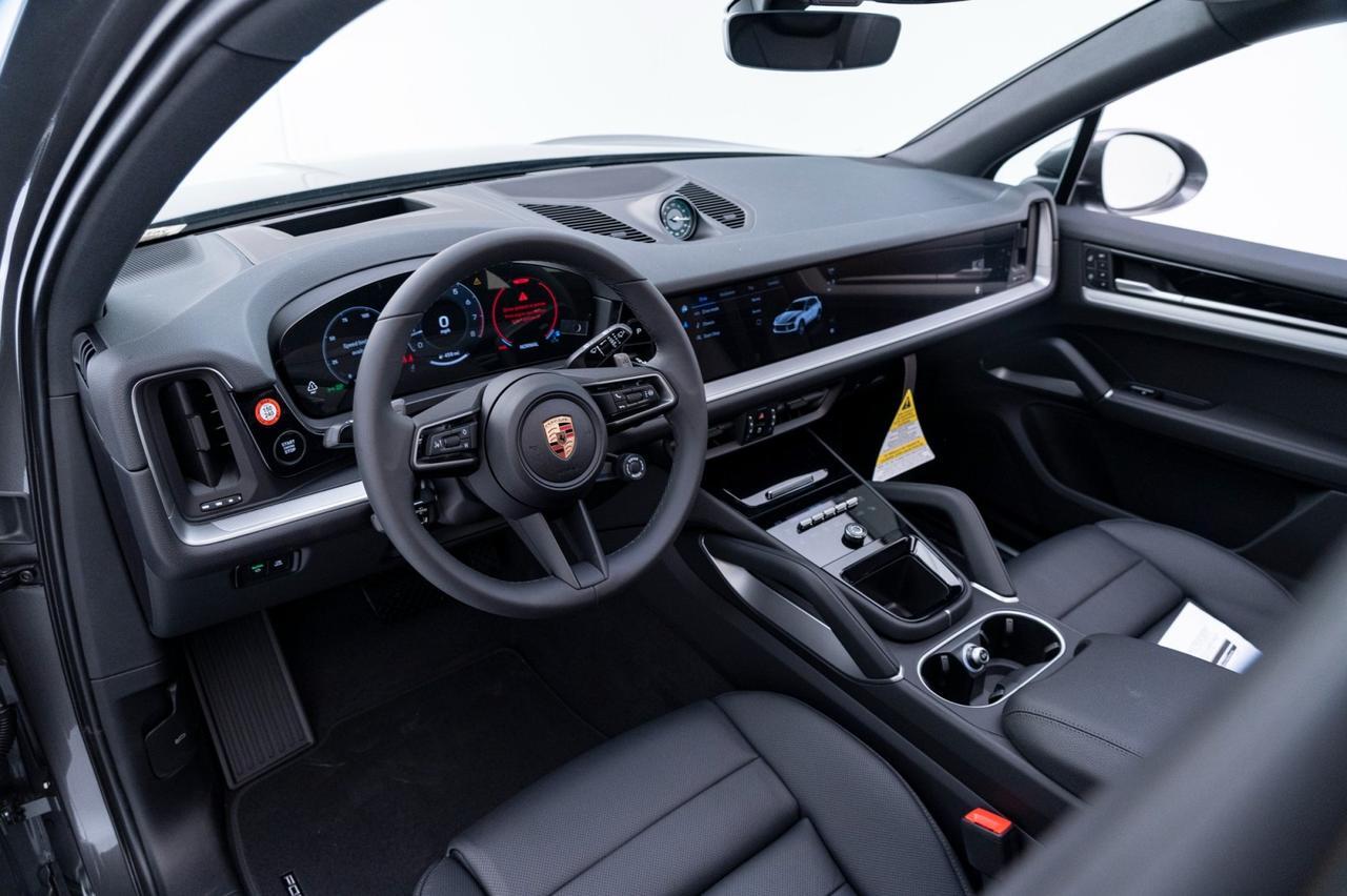 2025 Porsche Cayenne Pompano Beach FL