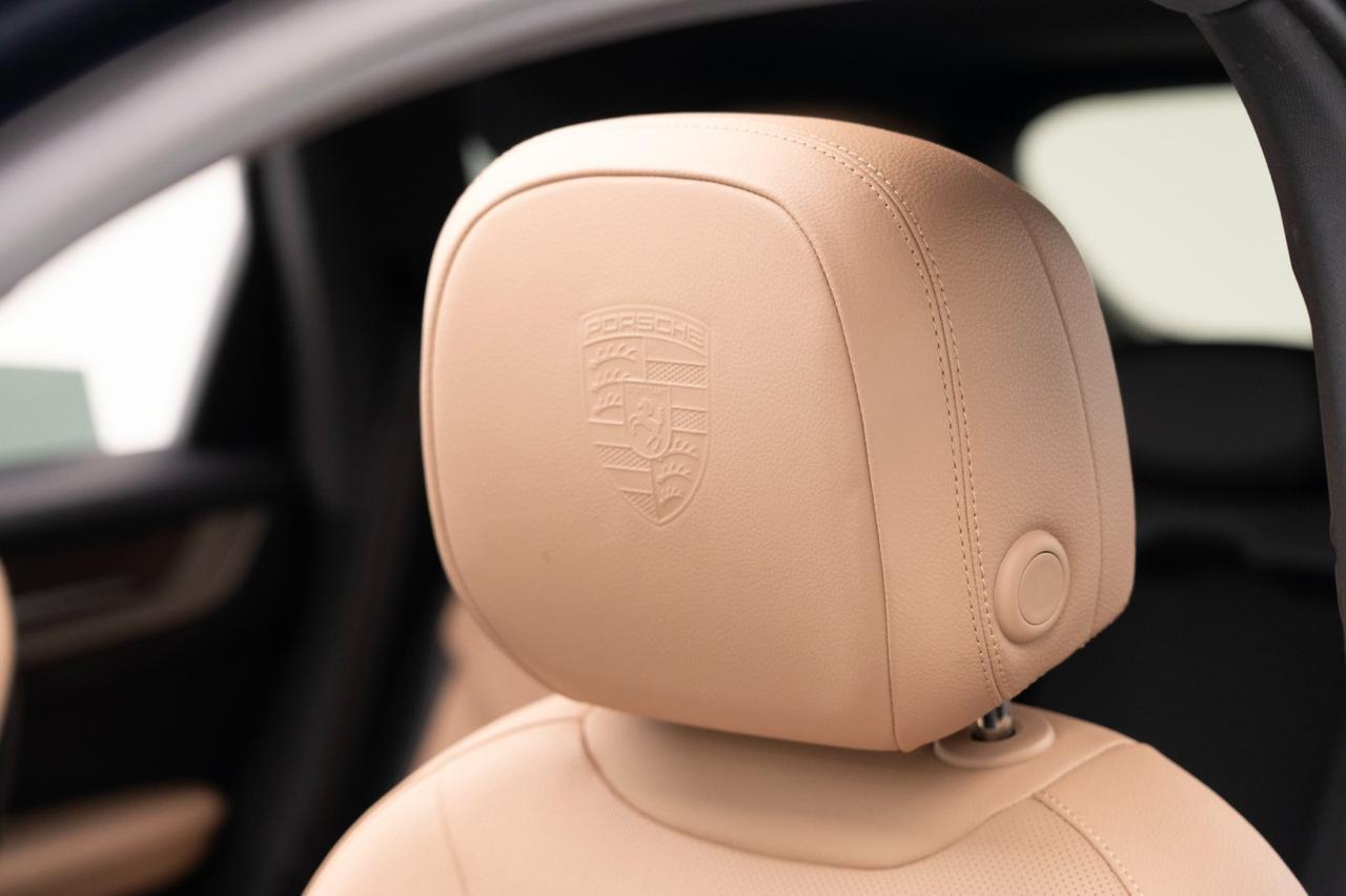 2025 Porsche Cayenne Pompano Beach FL