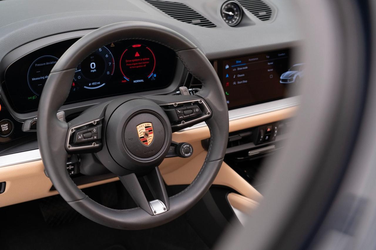 2025 Porsche Cayenne Pompano Beach FL