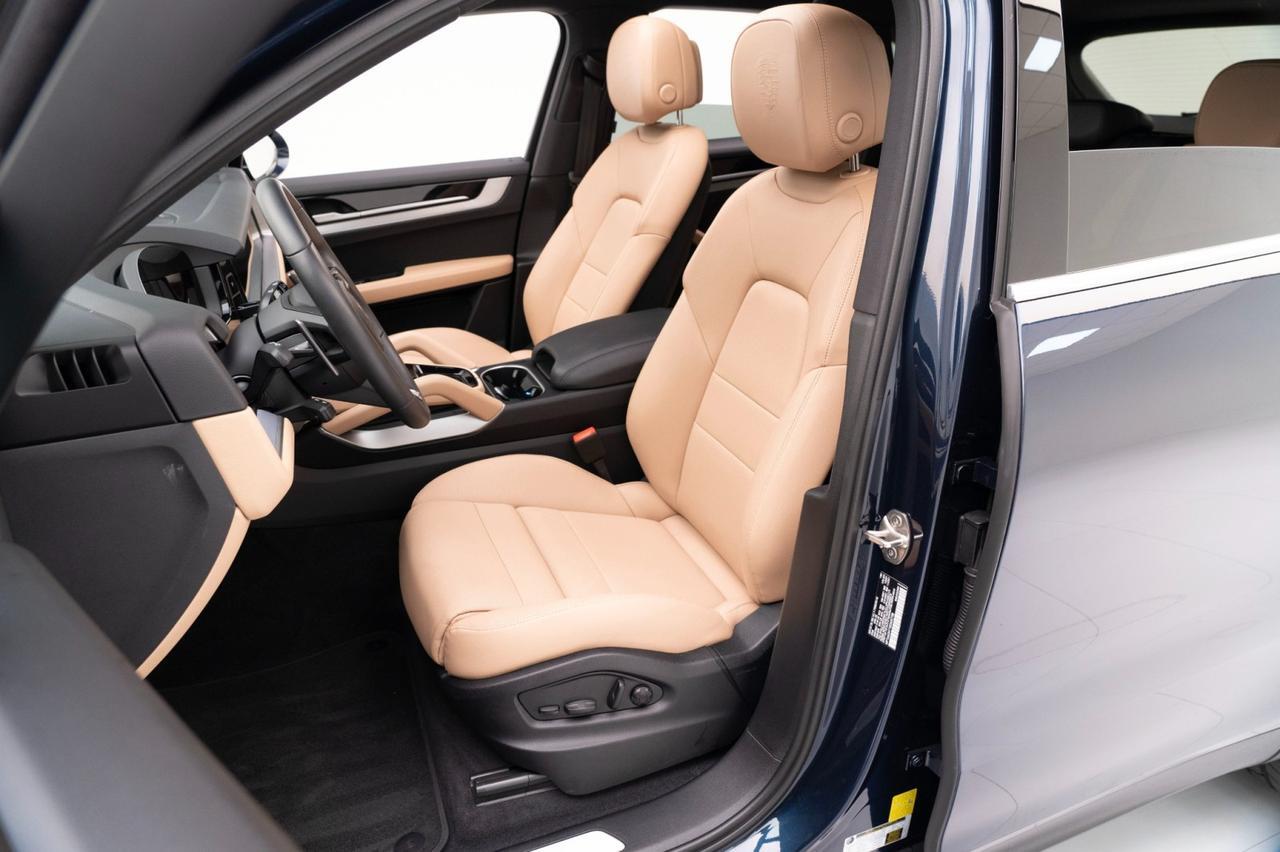 2025 Porsche Cayenne Pompano Beach FL