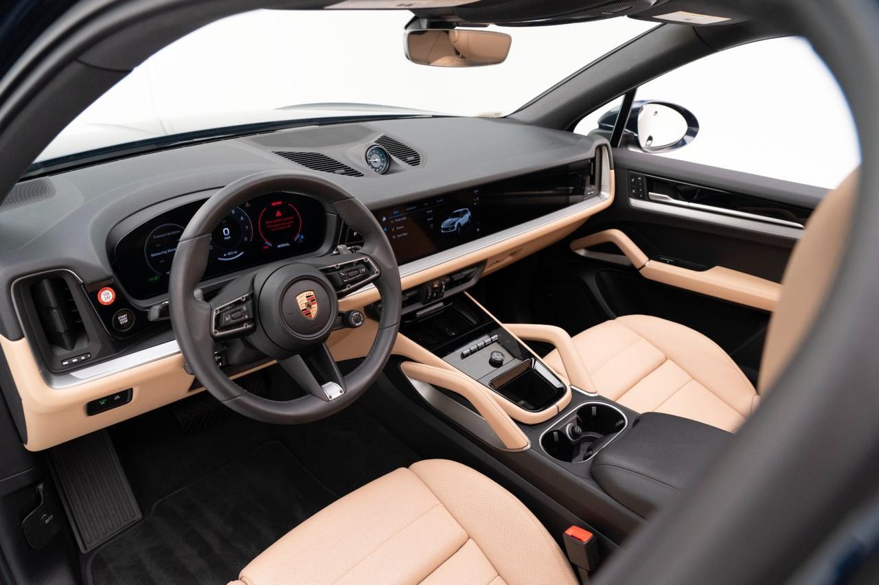 2025 Porsche Cayenne Pompano Beach FL
