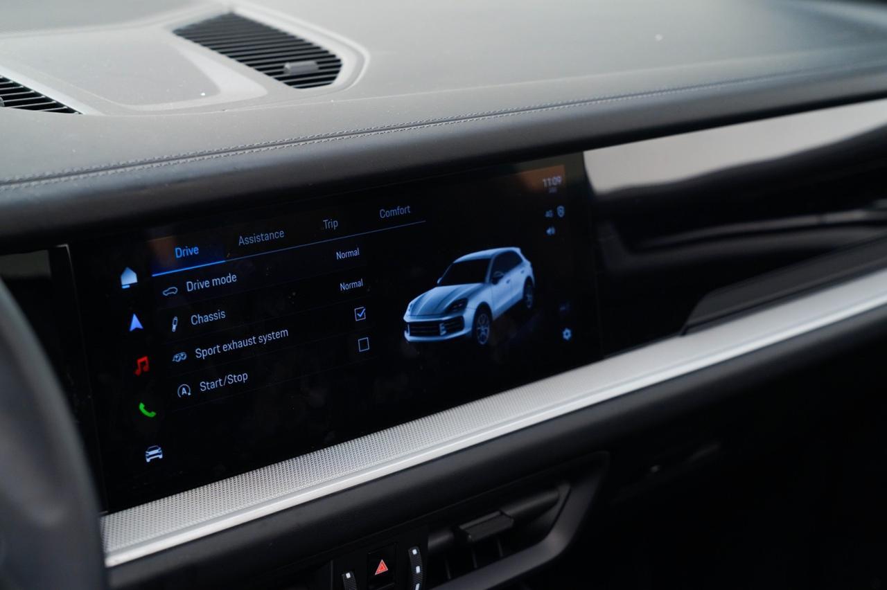 2025 Porsche Cayenne Pompano Beach FL