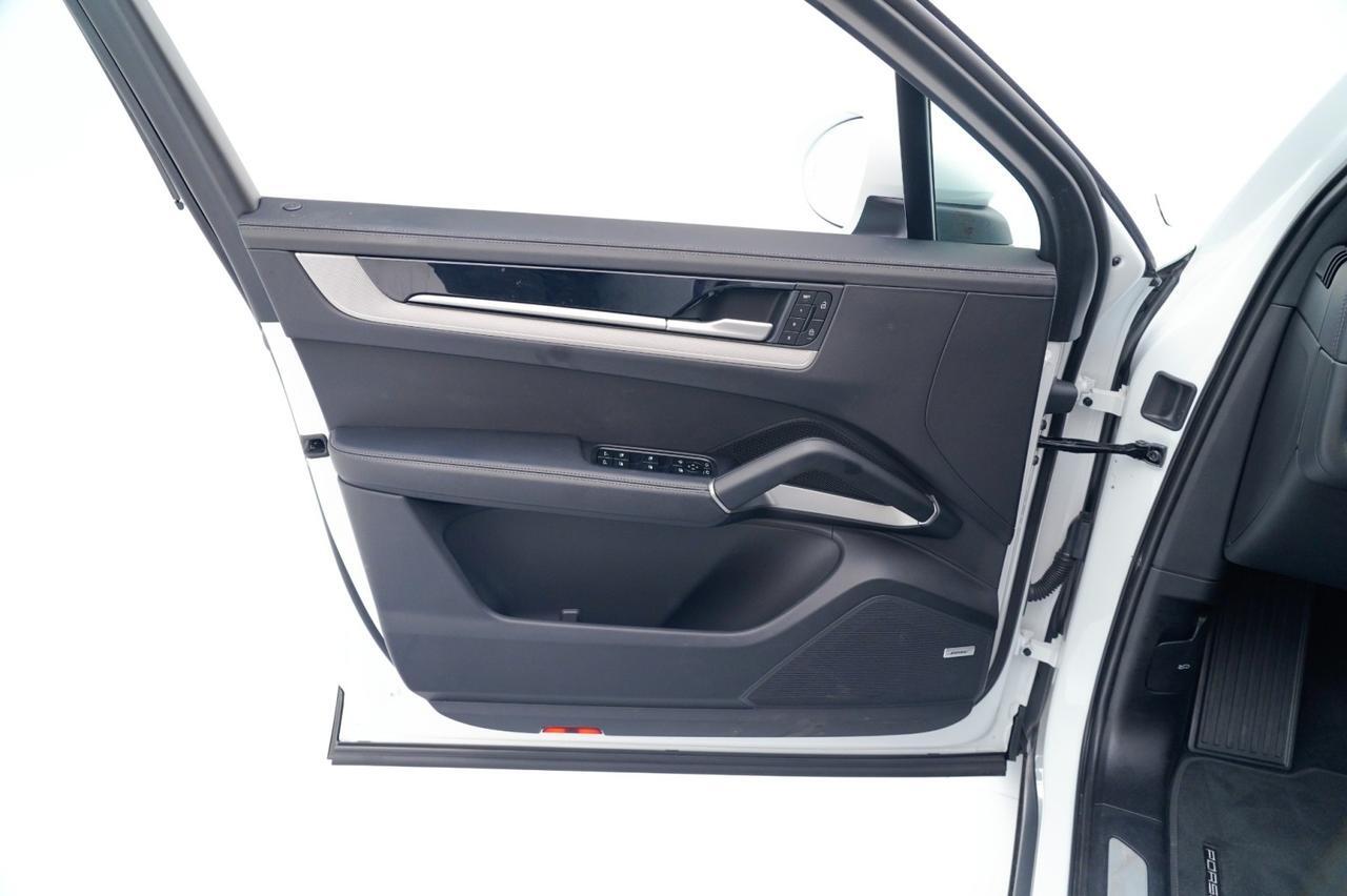 2025 Porsche Cayenne Pompano Beach FL