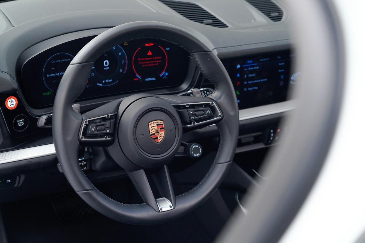 2025 Porsche Cayenne Pompano Beach FL