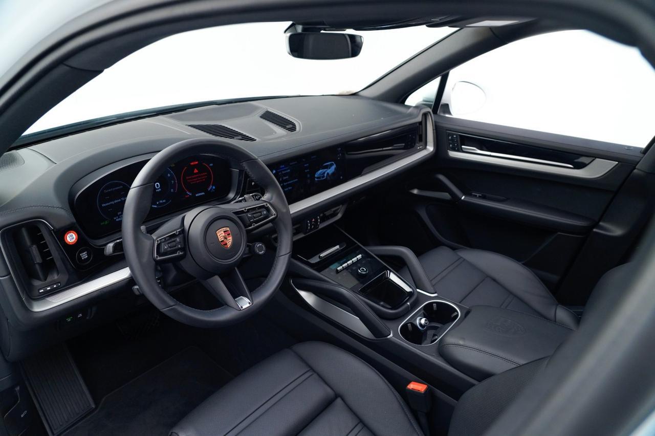 2025 Porsche Cayenne Pompano Beach FL