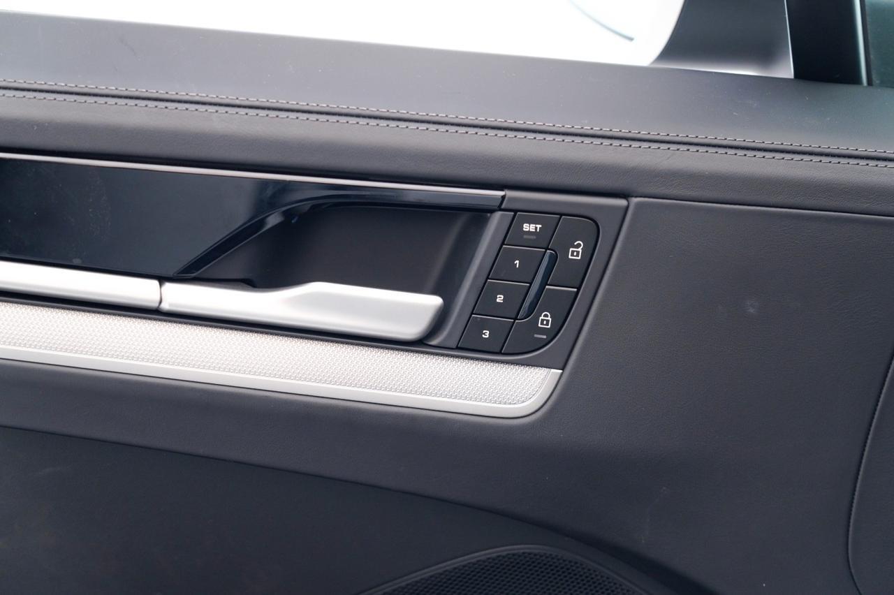 2025 Porsche Cayenne Pompano Beach FL