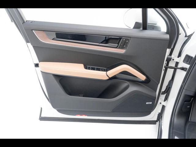 2025 Porsche Cayenne Pompano Beach FL