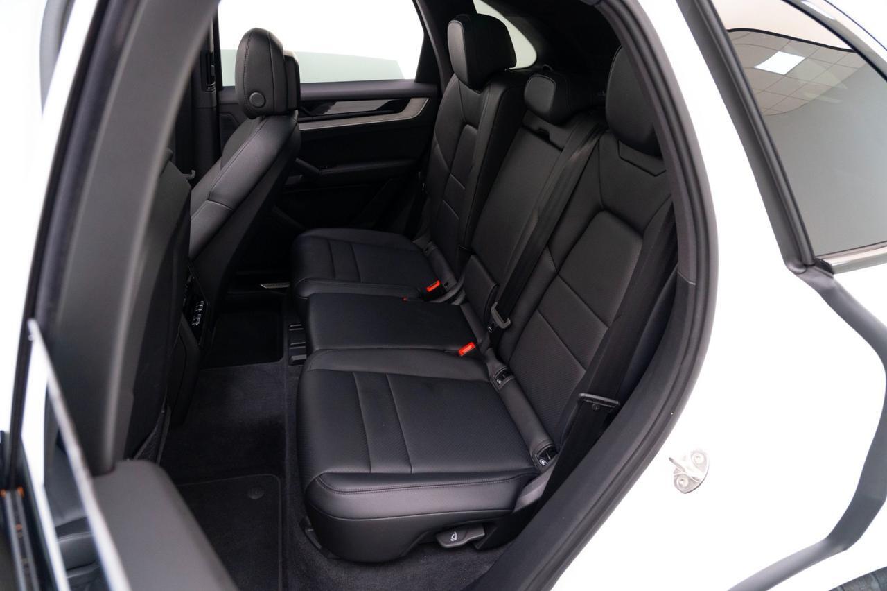 2025 Porsche Cayenne Pompano Beach FL