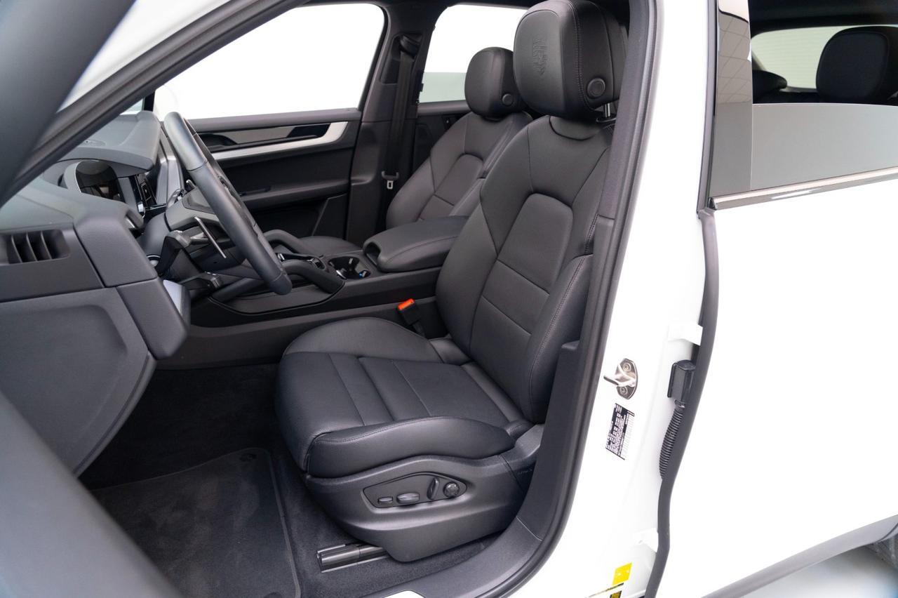 2025 Porsche Cayenne Pompano Beach FL