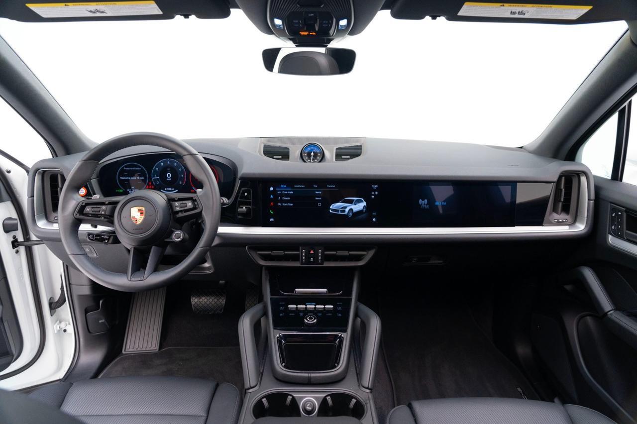 2025 Porsche Cayenne Pompano Beach FL