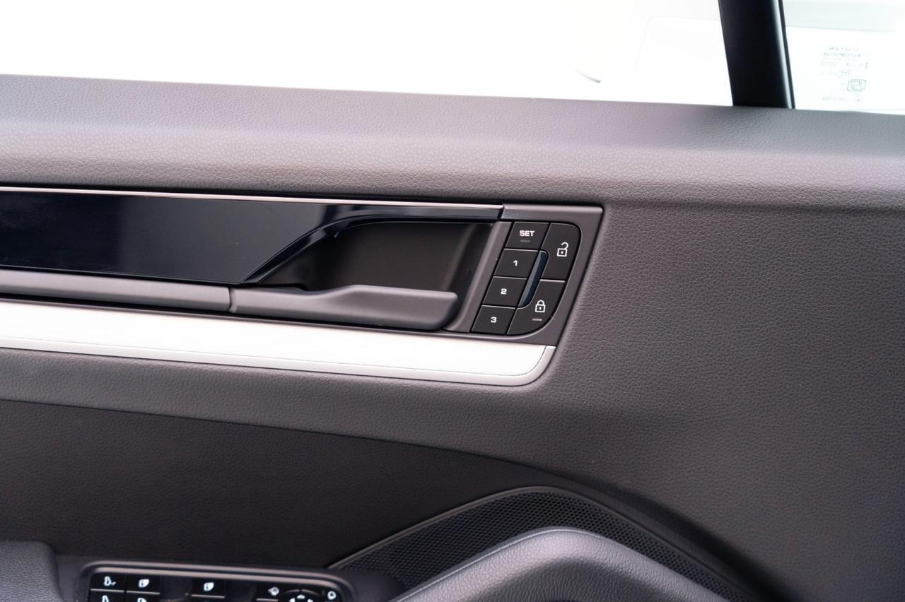 2025 Porsche Cayenne Pompano Beach FL