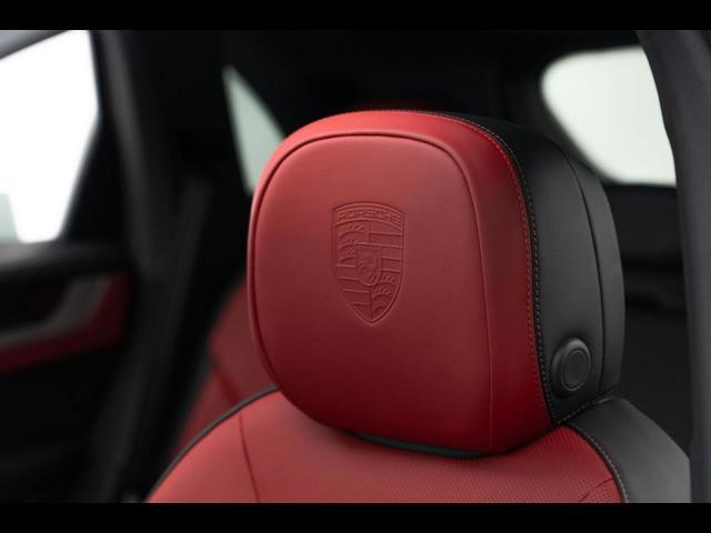 2025 Porsche Cayenne Pompano Beach FL