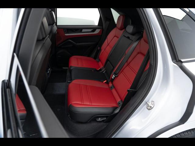 2025 Porsche Cayenne Pompano Beach FL