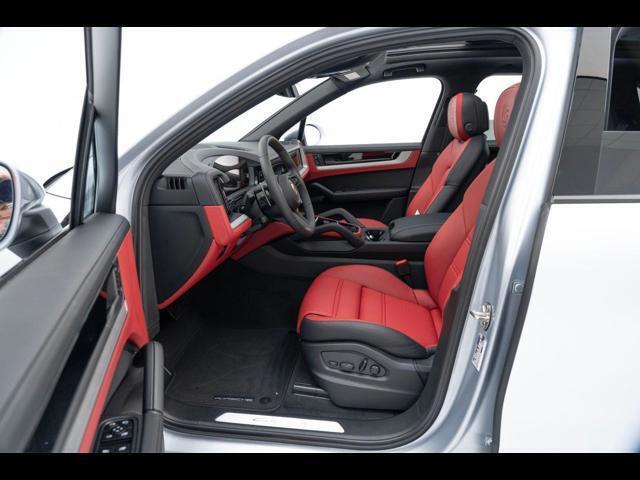 2025 Porsche Cayenne Pompano Beach FL