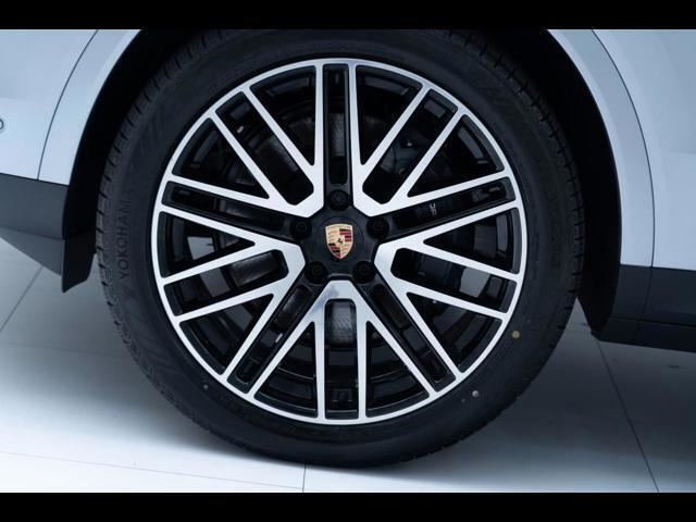 2025 Porsche Cayenne Pompano Beach FL