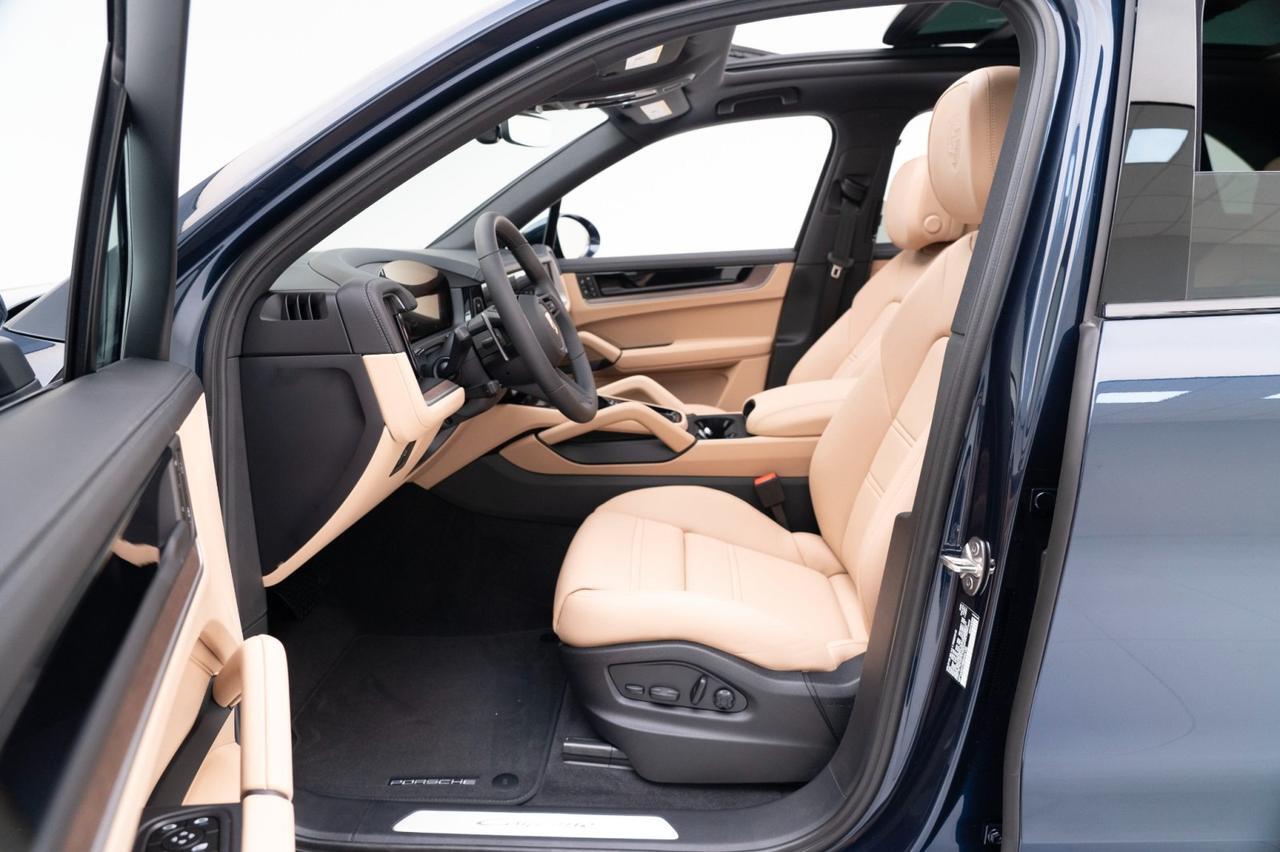 2025 Porsche Cayenne Pompano Beach FL