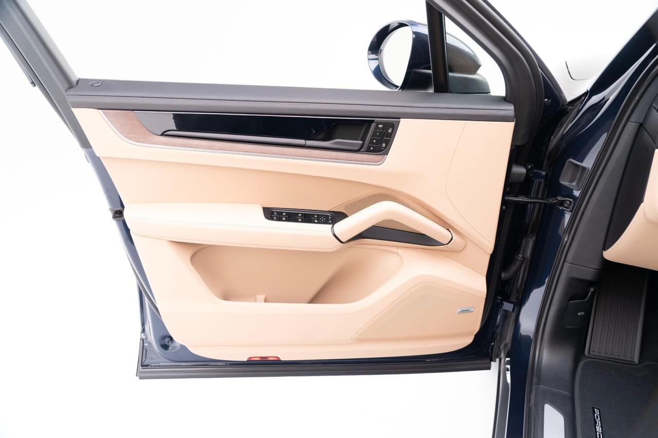2025 Porsche Cayenne Pompano Beach FL