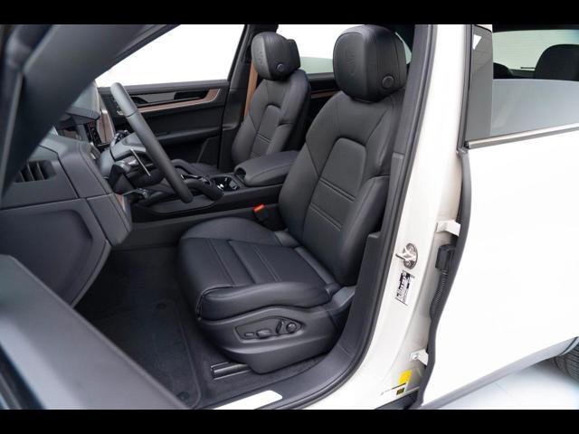 2025 Porsche Cayenne Pompano Beach FL