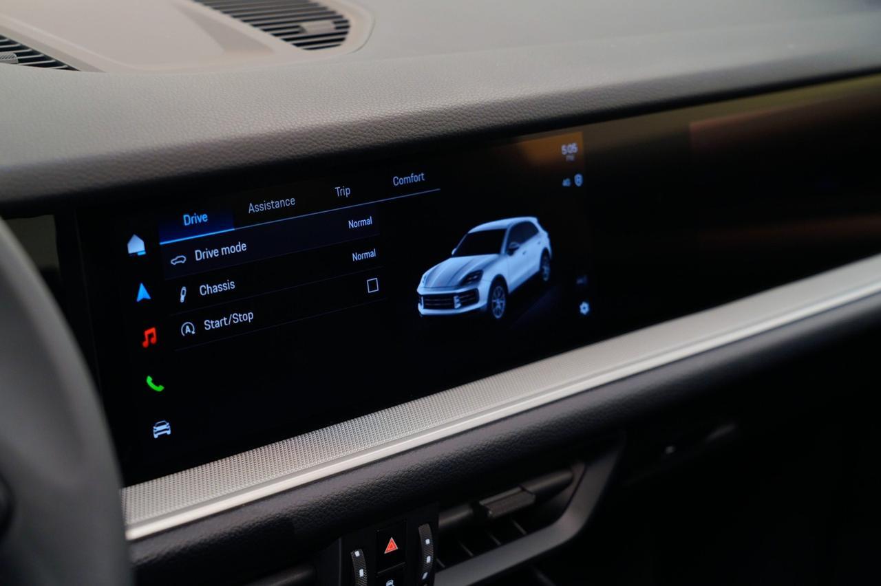 2025 Porsche Cayenne Pompano Beach FL