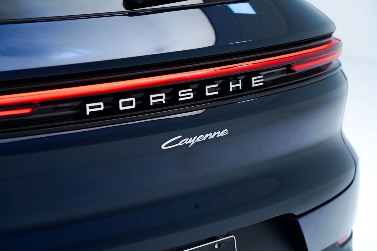 2025 Porsche Cayenne Pompano Beach FL