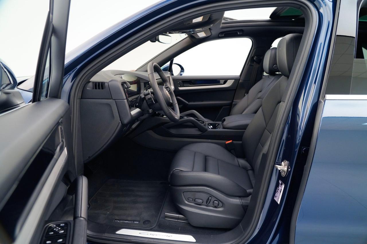 2025 Porsche Cayenne Pompano Beach FL
