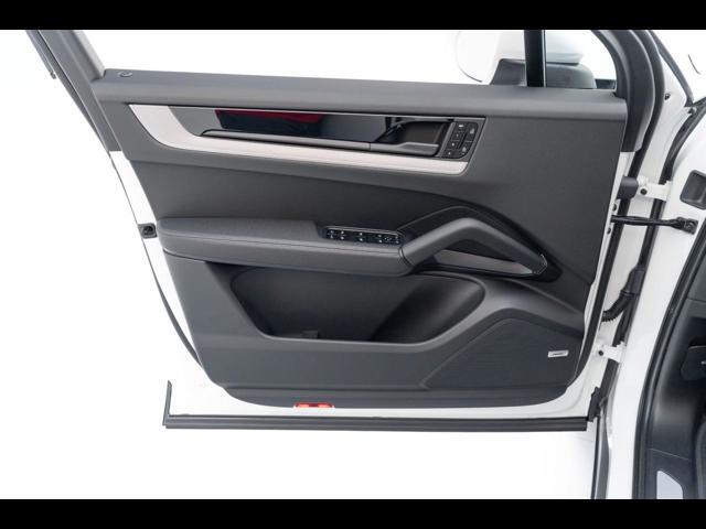 2025 Porsche Cayenne Pompano Beach FL