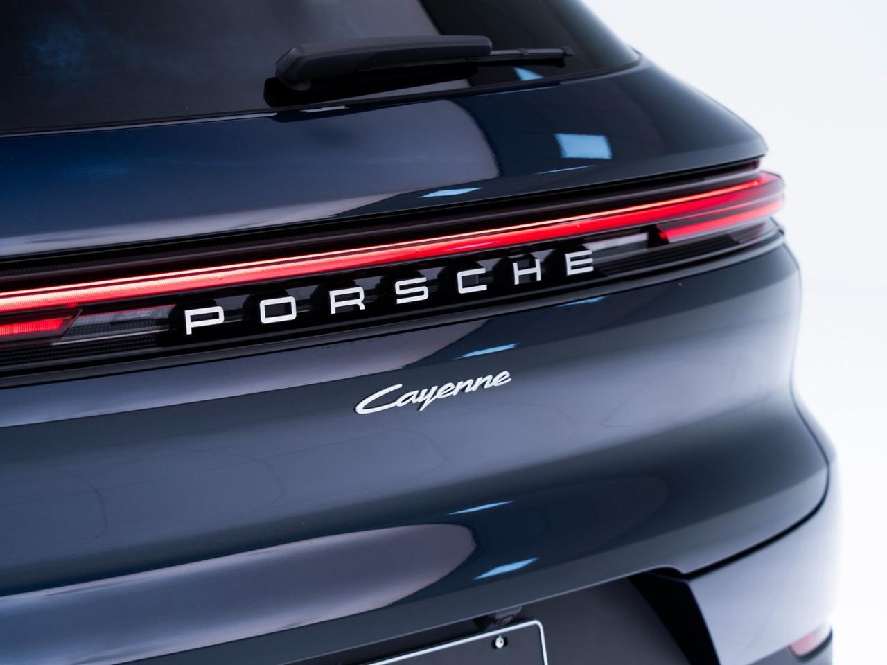 2025 Porsche Cayenne Pompano Beach FL