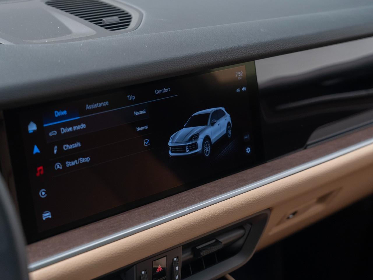 2025 Porsche Cayenne Pompano Beach FL