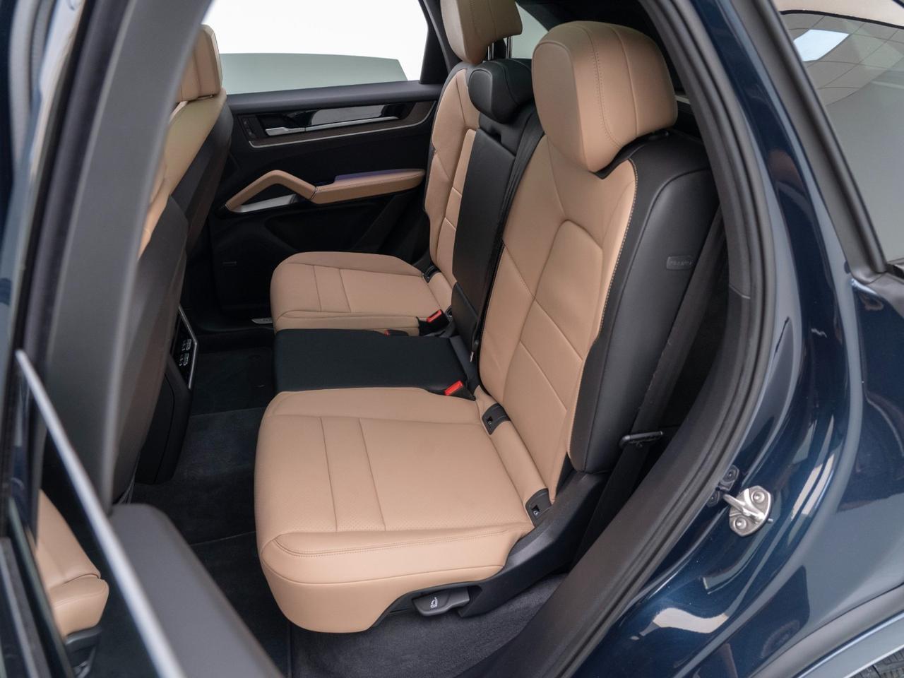 2025 Porsche Cayenne Pompano Beach FL