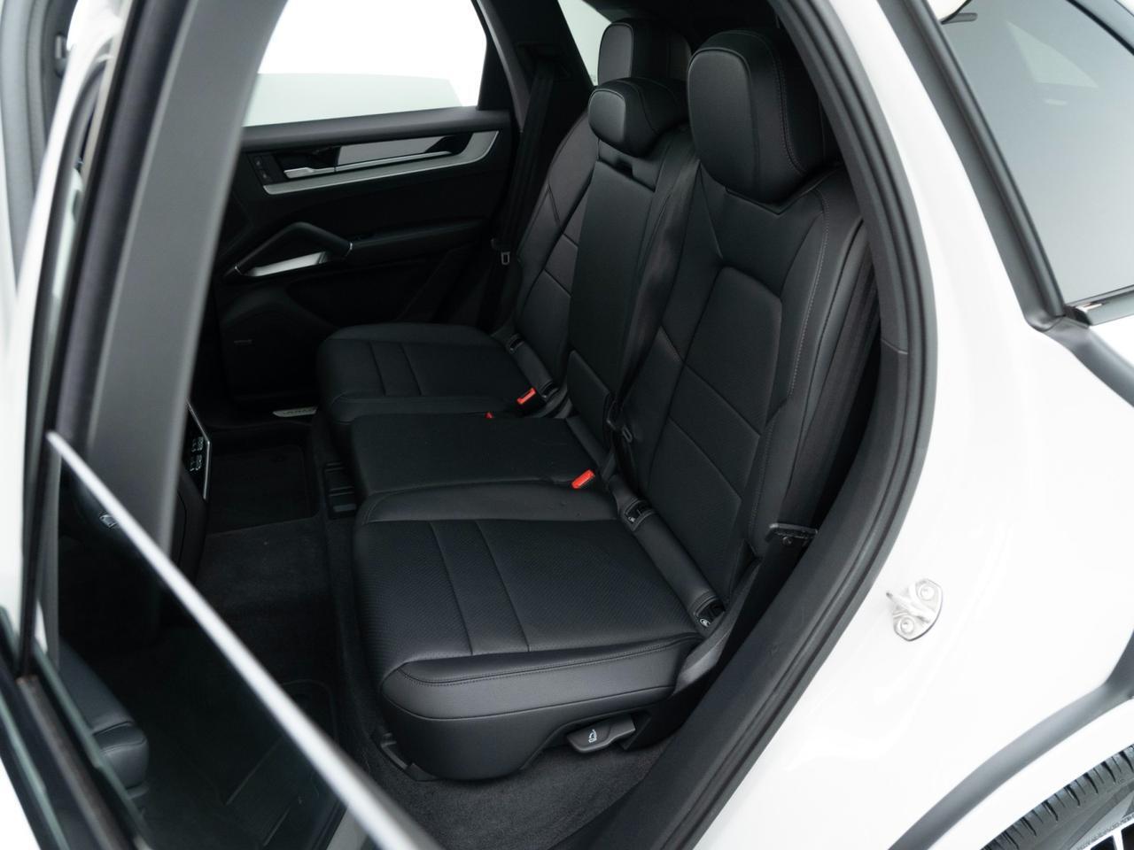 2025 Porsche Cayenne Pompano Beach FL