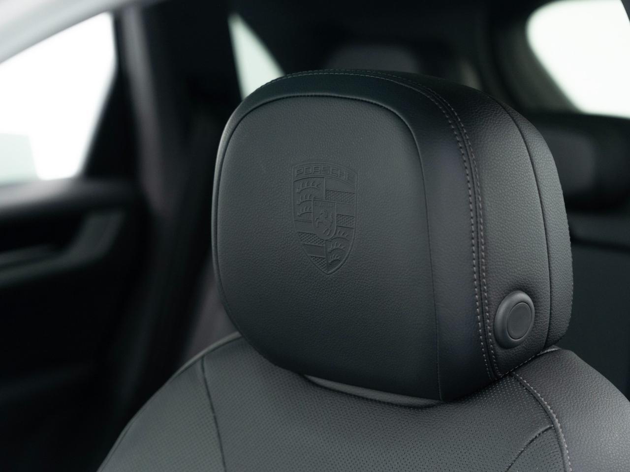 2025 Porsche Cayenne Pompano Beach FL