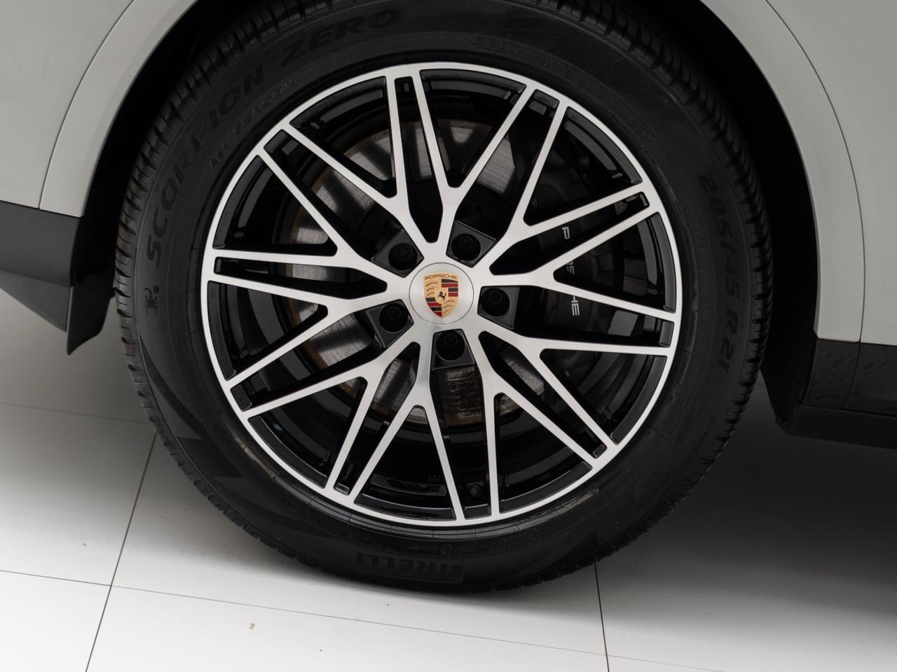 2025 Porsche Cayenne Pompano Beach FL