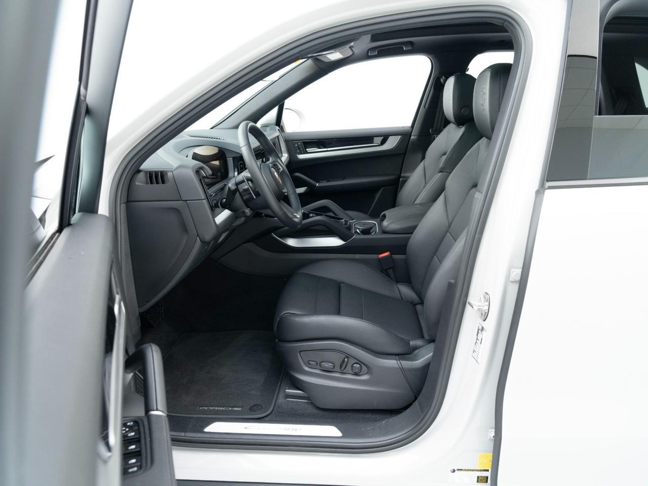 2025 Porsche Cayenne Pompano Beach FL