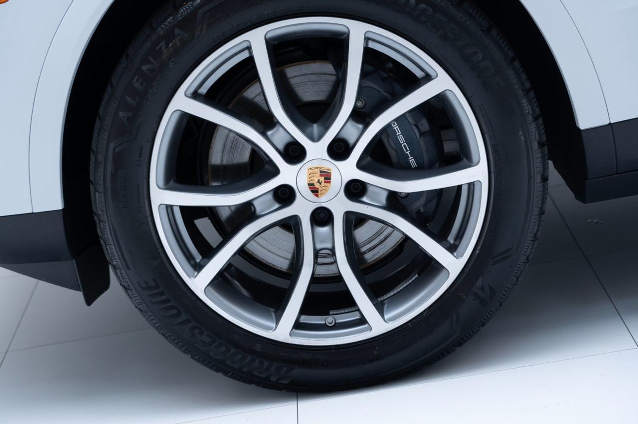 2025 Porsche Cayenne Pompano Beach FL
