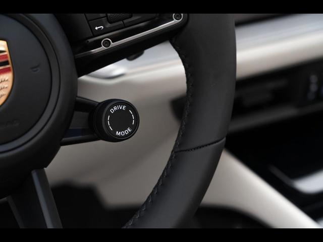 2025 Porsche Cayenne Pompano Beach FL