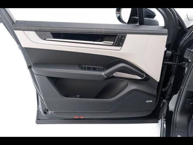 2025 Porsche Cayenne Pompano Beach FL
