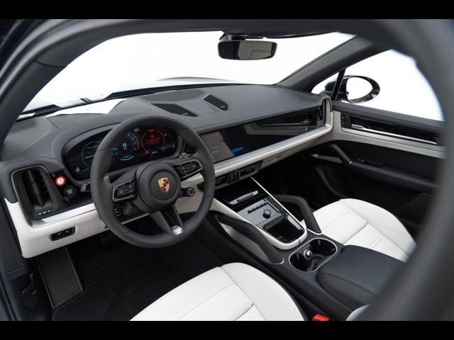 2025 Porsche Cayenne Pompano Beach FL