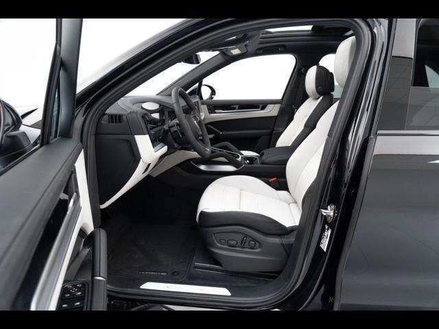 2025 Porsche Cayenne Pompano Beach FL