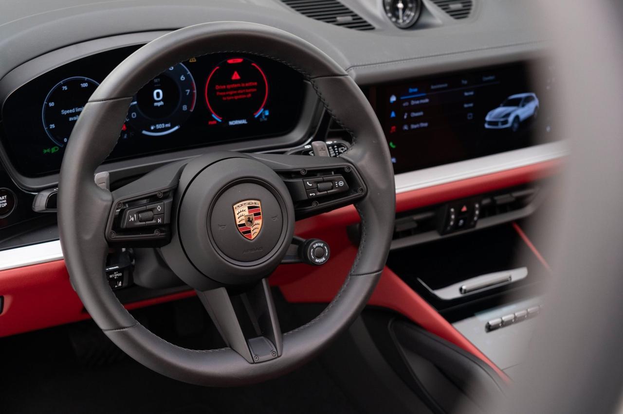 2025 Porsche Cayenne Pompano Beach FL