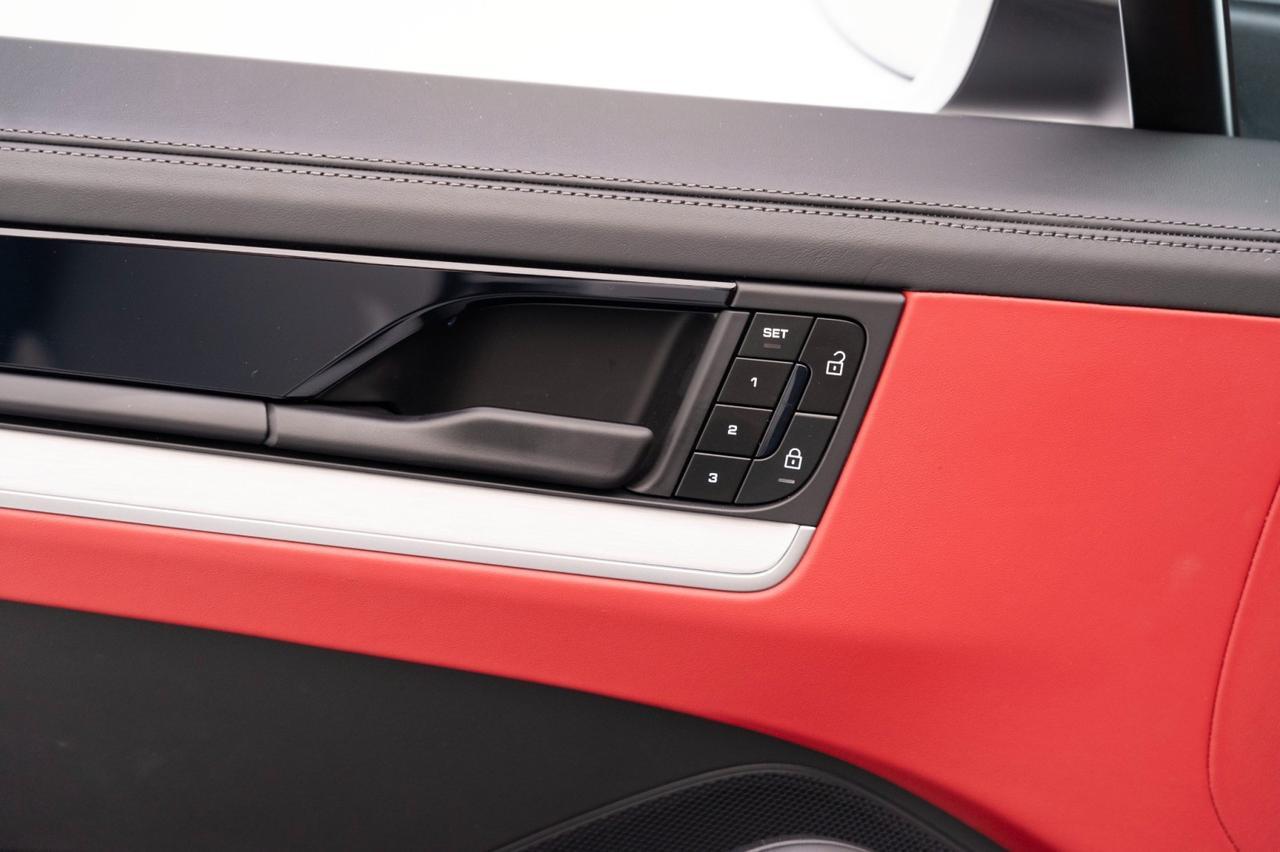 2025 Porsche Cayenne Pompano Beach FL